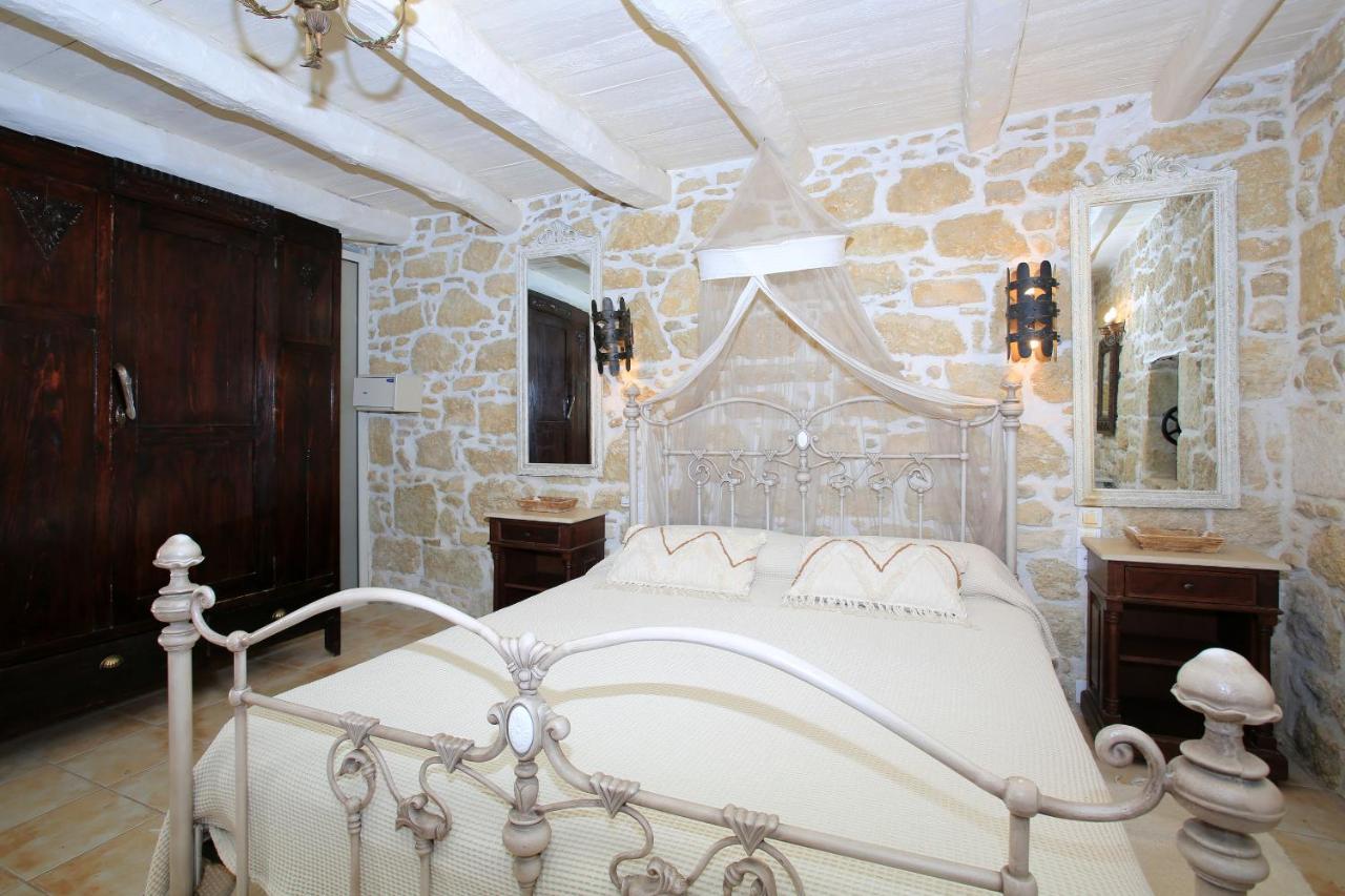 Villa Oasis Kamilárion Exteriér fotografie