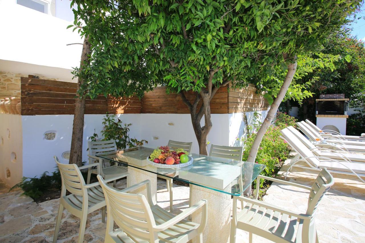Villa Oasis Kamilárion Exteriér fotografie