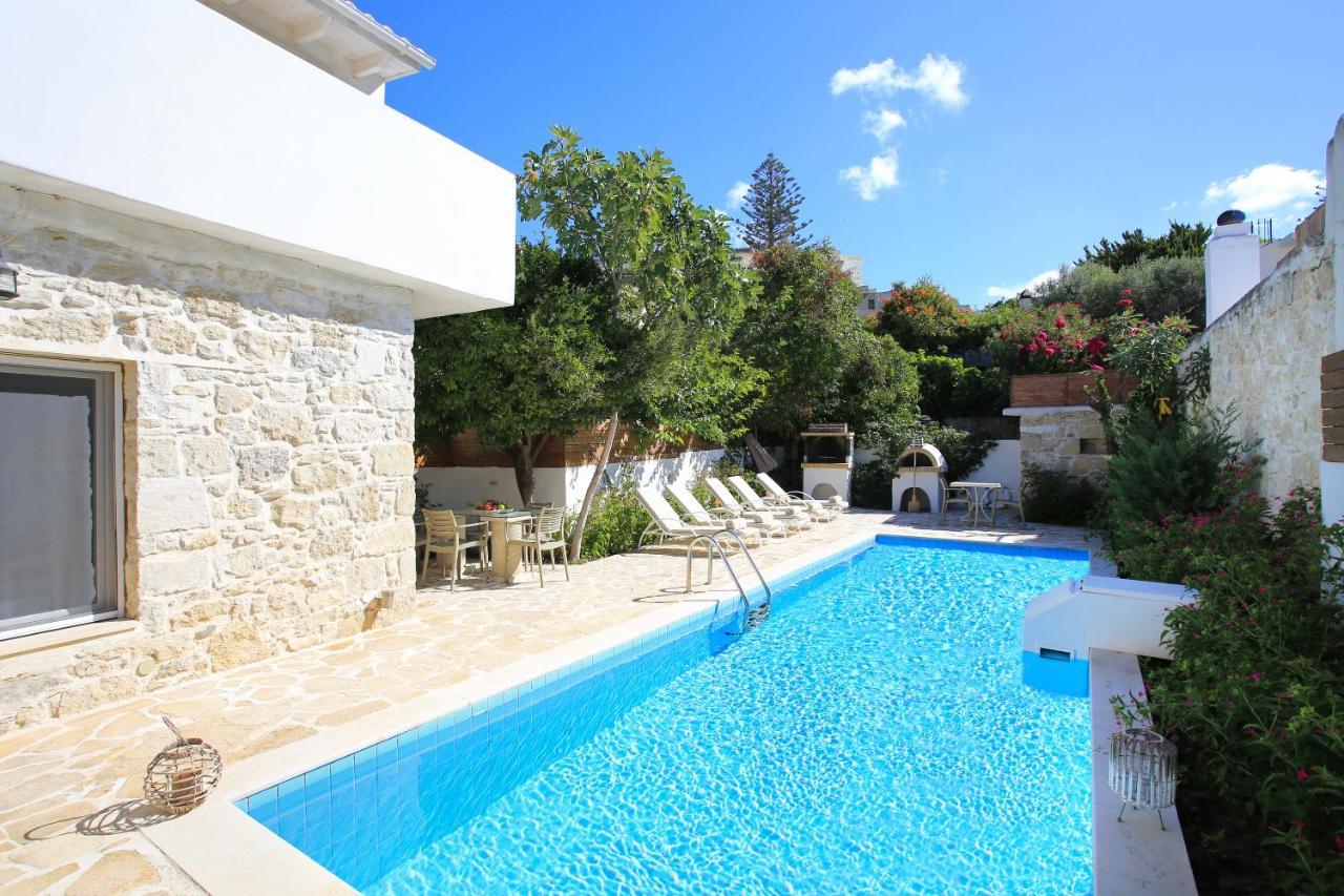 Villa Oasis Kamilárion Exteriér fotografie